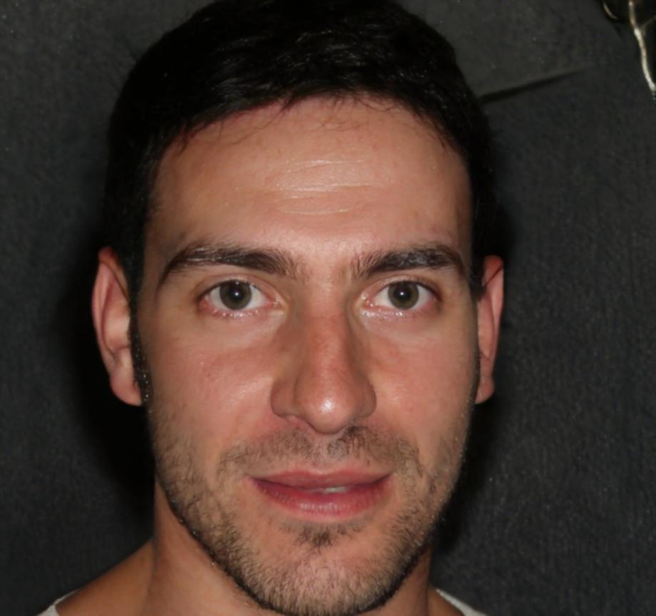 Retrato de Sebastián Ruiz, alumno exitoso del programa